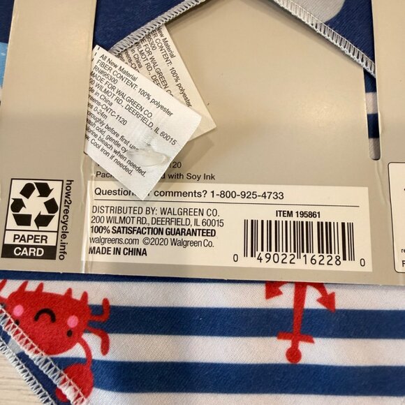 Moon and Stars Lot 2 Whales & Crabs Bandana Bibs and Matching Socks NWT - Picture 6 of 10